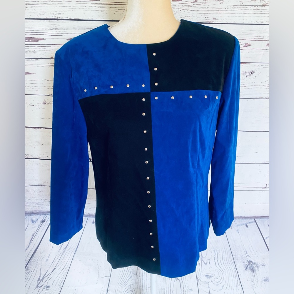 Women’s Size 12 Blouse Sag Harbor Microsuede Studded Blue Black Button Down Back